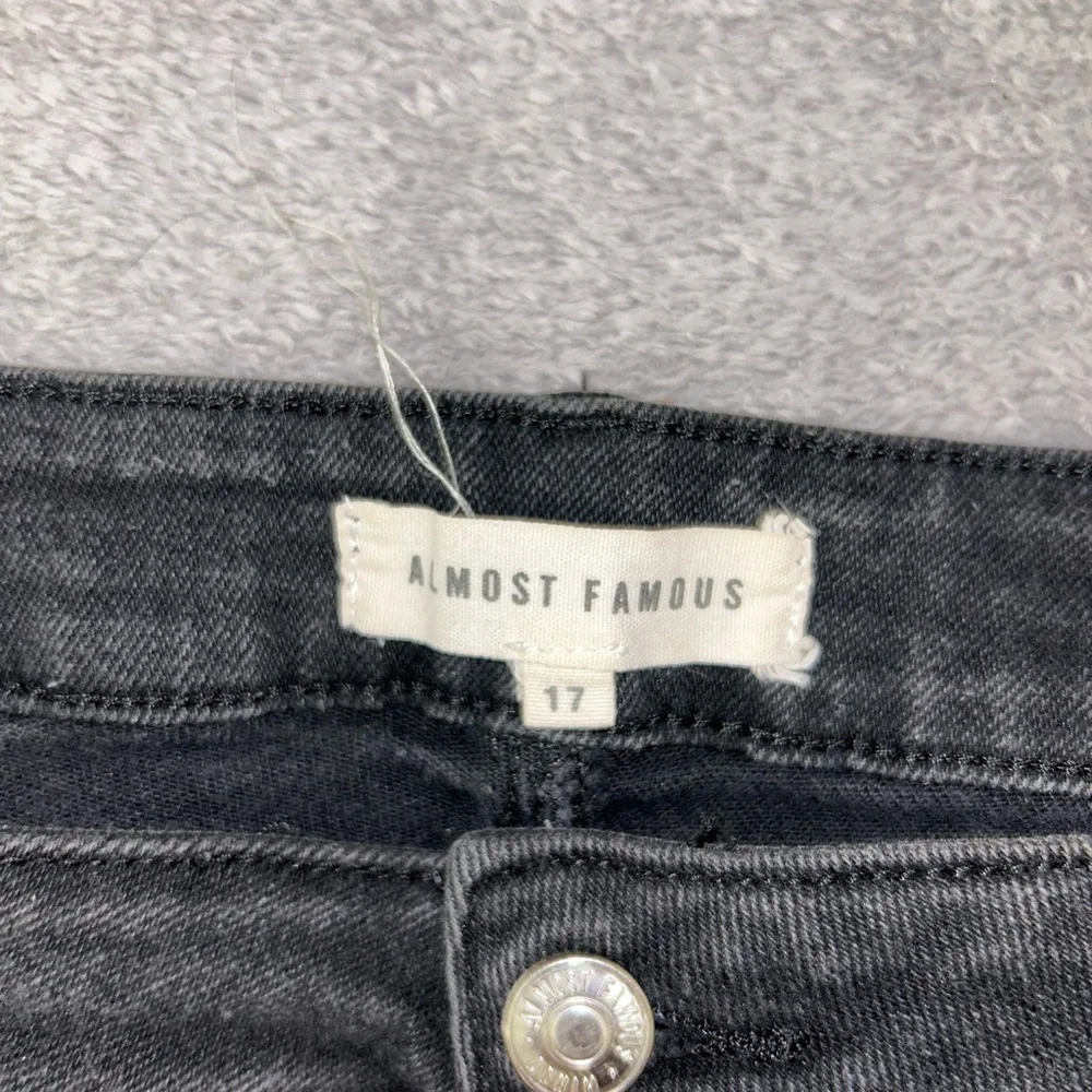 Almost Famous Women's Dark Jean Shorts - Picture 3 of 3